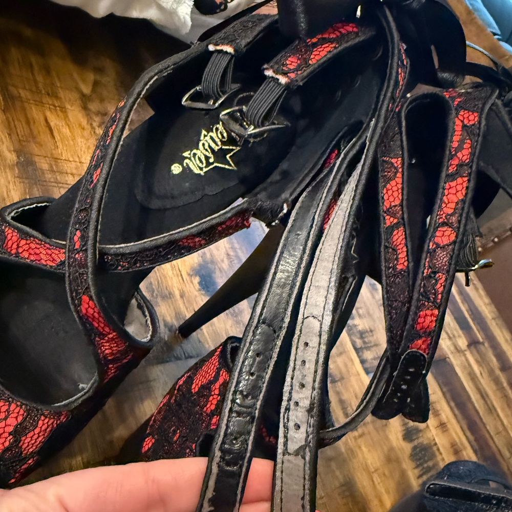 2 pairs Pleaser Heels bundle! lace, satin, and bowtie! sz 7 red/black - Picture 7 of 8